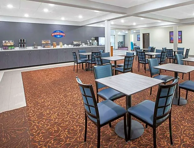 Baymont Inn & Suites Grand Rapids Near Downtown hotel detail image 2