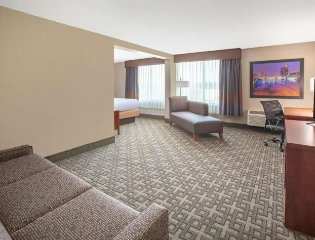 Baymont Inn & Suites Grand Rapids Near Downtown hotel detail image 4