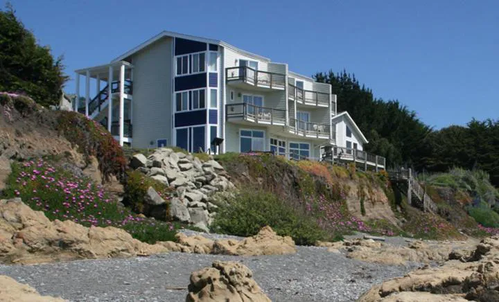 The Oceanfront Inn hotel hero