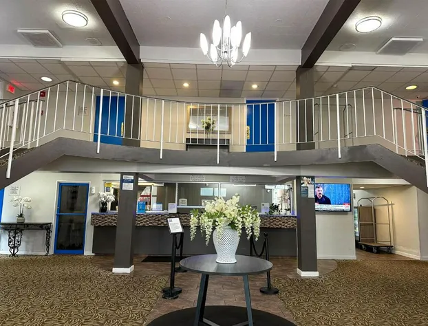 Motel 6 Rochester, NY - Airport hotel detail image 1