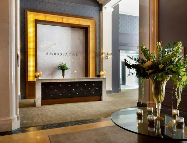 Ambassador Hotel Kansas City, Autograph Collection hotel detail image 3