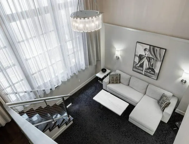 Ambassador Hotel Kansas City, Autograph Collection hotel detail image 4