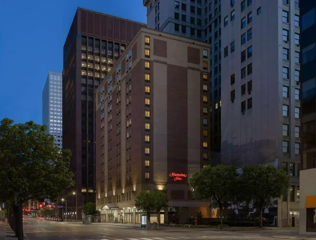 Hampton Inn Cleveland-Downtown hotel detail image 1