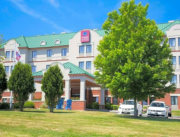 Comfort Suites West Warwick - Providence hotel detail image 2