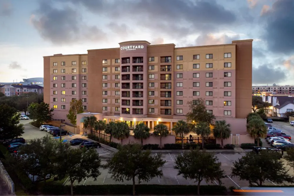 Courtyard by Marriott Houston Medical Center/NRG Park hotel hero