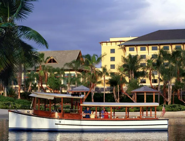 Universal’s Loews Royal Pacific Resort hotel detail image 2