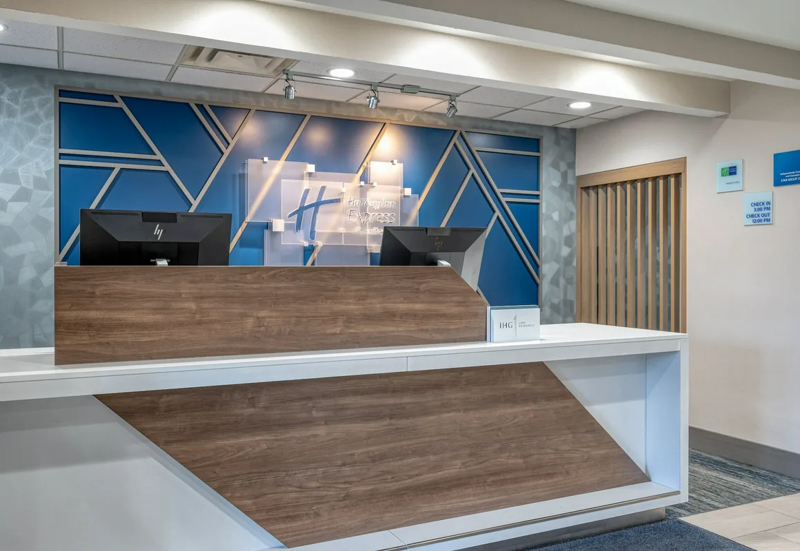 Holiday Inn Express & Suites Gahanna/Columbus Airport by IHG hotel hero