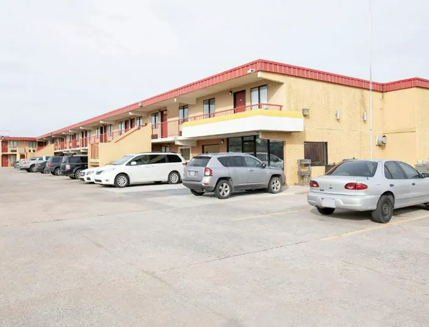 OYO Hotel Tulsa International Airport hotel detail image 1