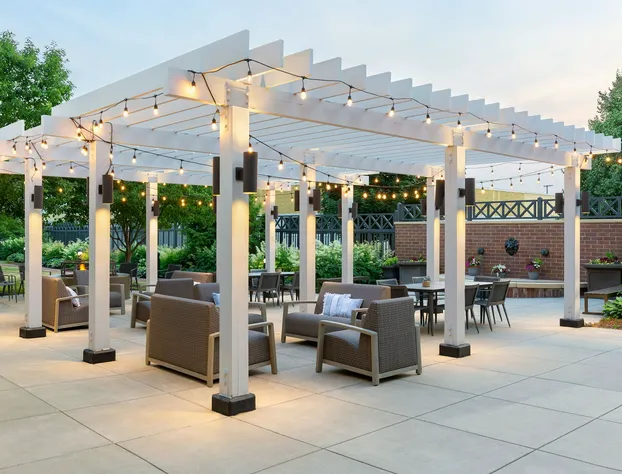 Courtyard by Marriott Madison West Middleton hotel detail image 1