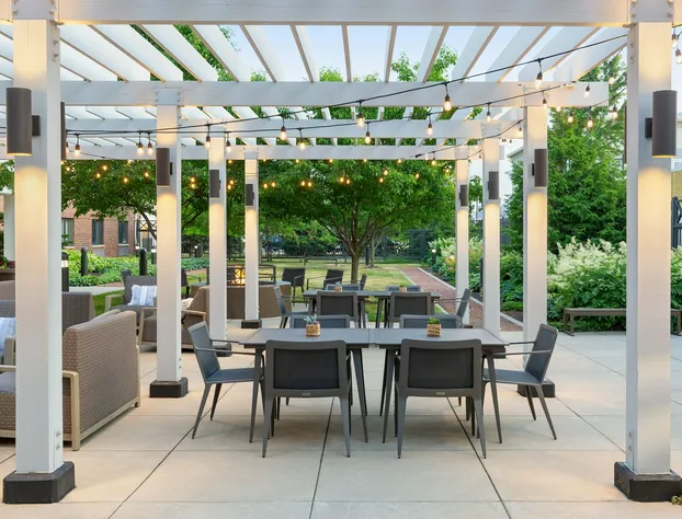 Courtyard by Marriott Madison West Middleton hotel detail image 2