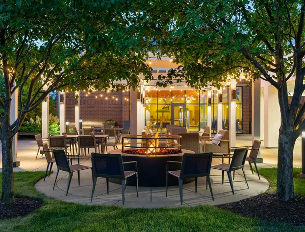 Courtyard by Marriott Madison West Middleton hotel detail image 3