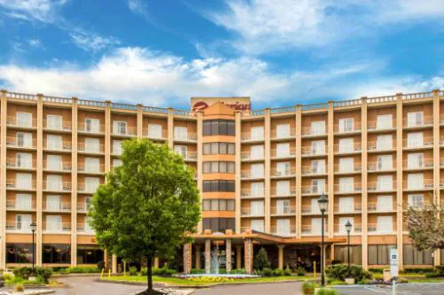 Clarion Hotel Philadelphia International Airport hotel hero