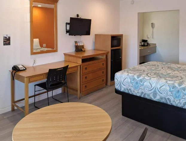 Rodeway Inn Alameda-Oakland hotel detail image 4