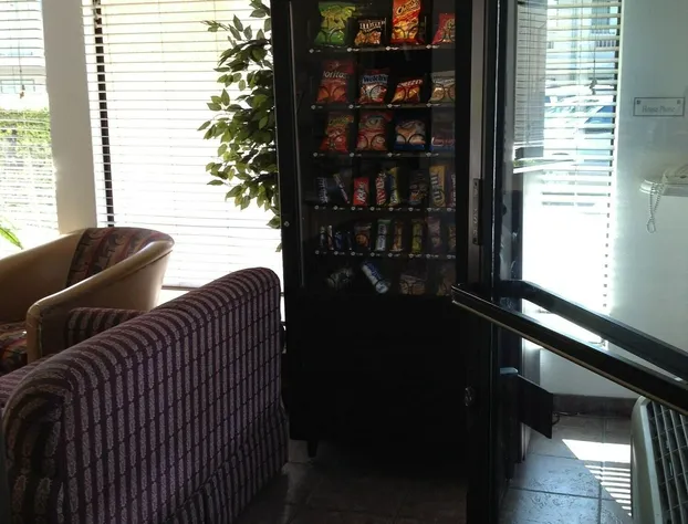 Motel 6 Fresno, CA hotel detail image 4