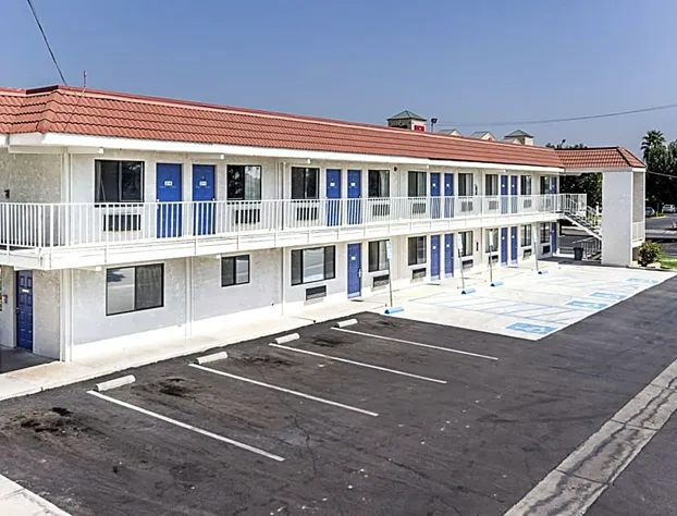 Motel 6 Fresno, CA hotel detail image 2