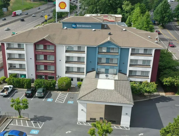 Best Western Lake Oswego/Portland Hotel & Suites hotel detail image 3