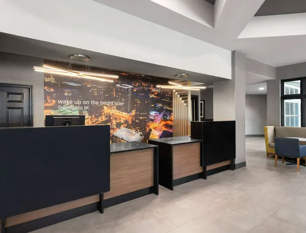 La Quinta Inn & Suites by Wyndham Greensboro NC hotel detail image 2