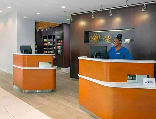 Courtyard Buffalo Downtown / Canalside hotel detail image 3