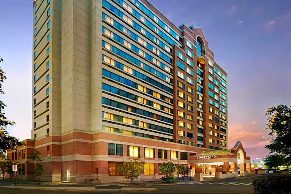 Courtyard by Marriott Arlington Crystal City/Reagan National hotel hero