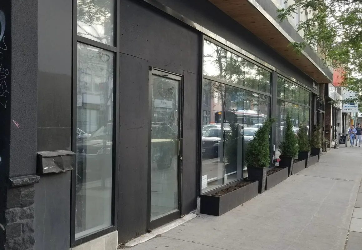 Dragon Gate Inn hotel hero