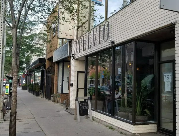 Dragon Gate Inn hotel detail image 1