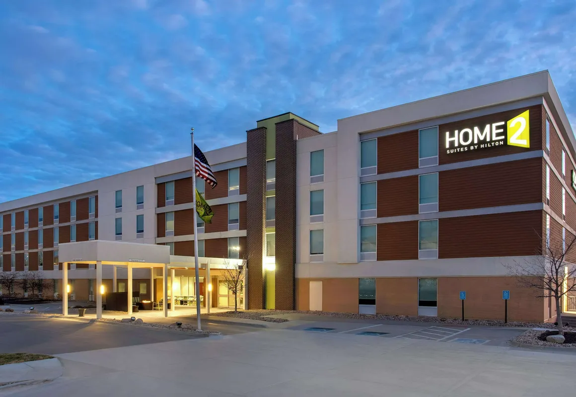 Home2 Suites by Hilton Omaha West, NE hotel hero