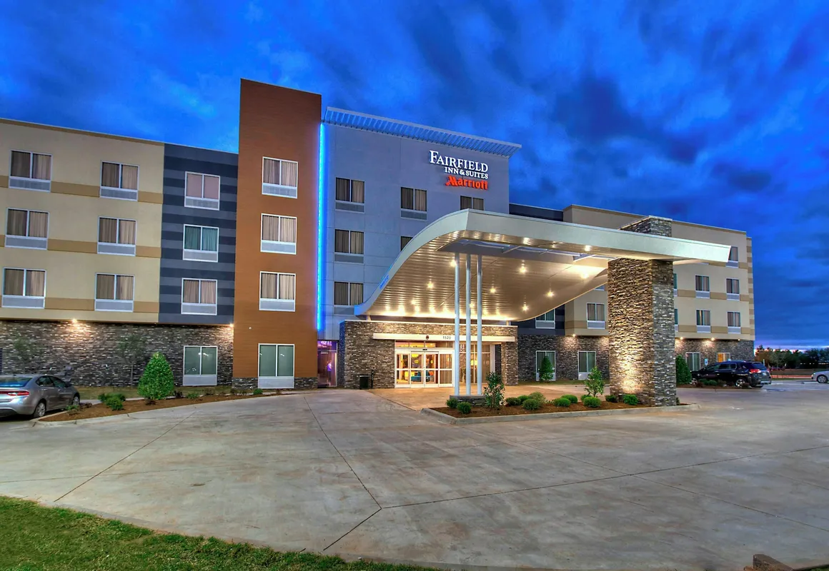 Fairfield Inn & Suites Oklahoma City Yukon hotel hero