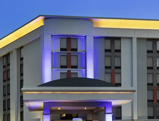 Holiday Inn Express & Suites Cincinnati Riverfront by IHG hotel detail image 1