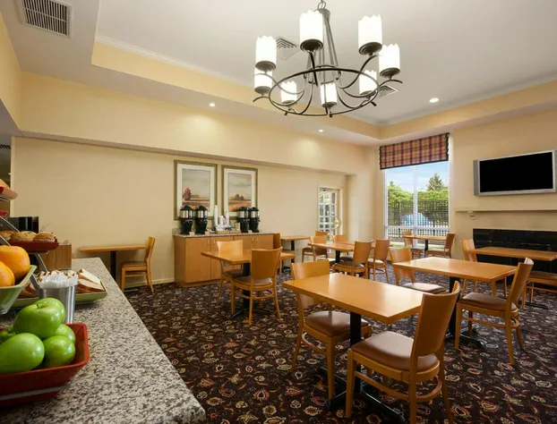 Hawthorn Suites by Wyndham Philadelphia Airport hotel detail image 1