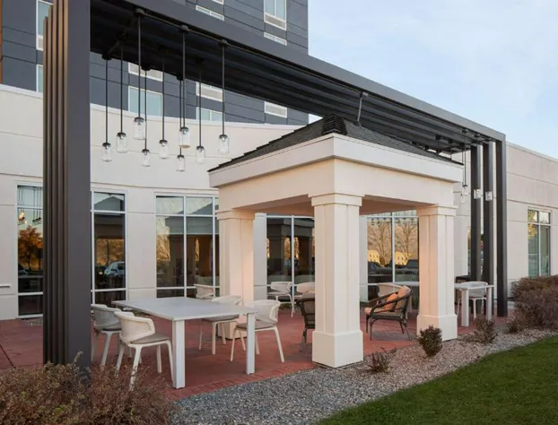 Hilton Garden Inn Salt Lake City Airport hotel detail image 2