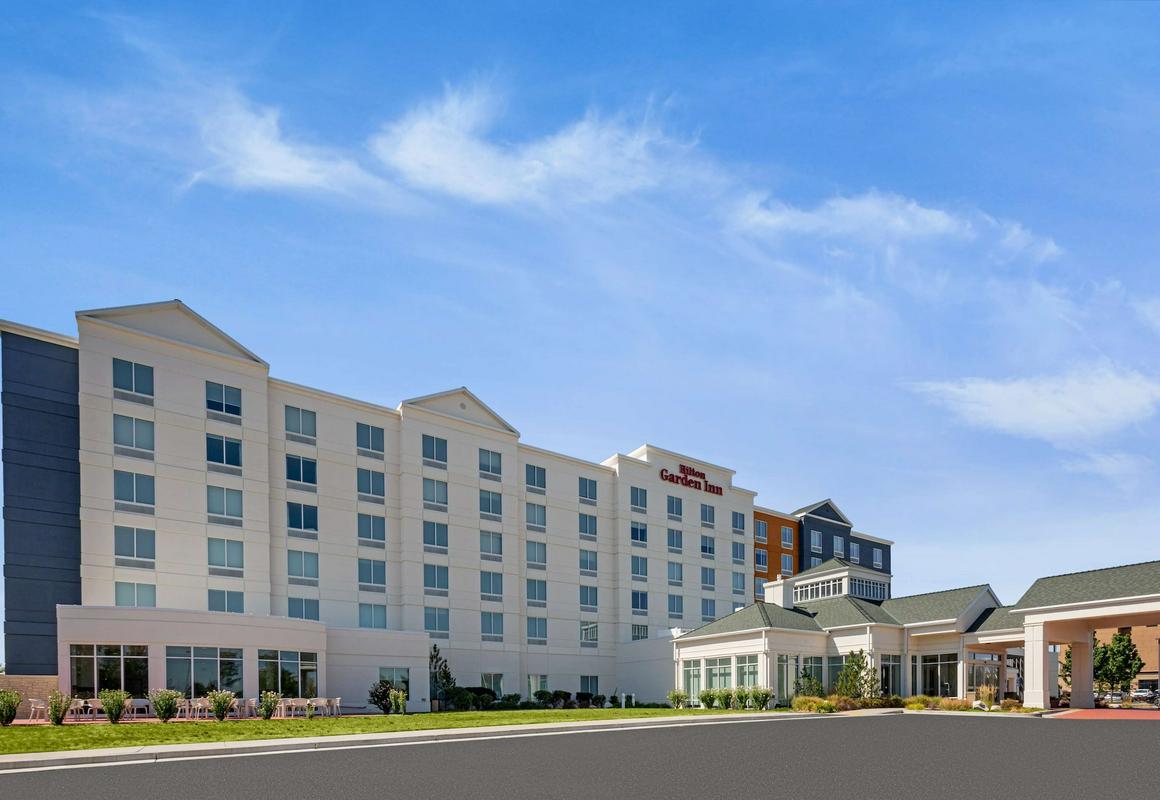 Hilton Garden Inn Salt Lake City Airport hotel hero