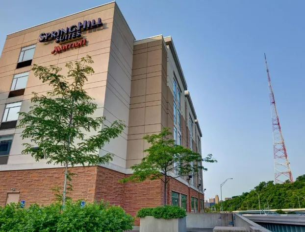 Springhill Suites by Marriott Midtown Cincinnati hotel detail image 2