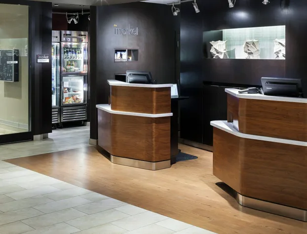 Courtyard by Marriott Alexandria Old Town/Southwest hotel detail image 4