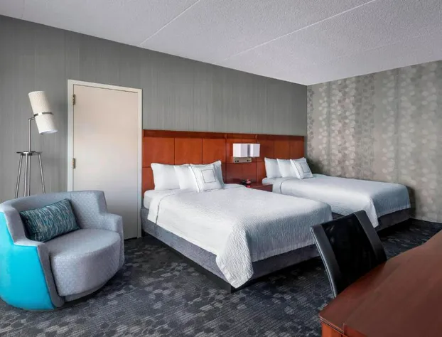 Courtyard by Marriott Newark Liberty International Airport hotel detail image 4