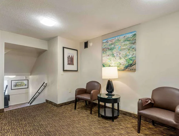 Studio 6 Suites Charlotte, NC - Tyvola Rd/Executive Park hotel detail image 2