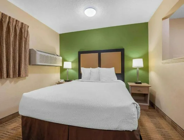 Studio 6 Suites Charlotte, NC - Tyvola Rd/Executive Park hotel detail image 4