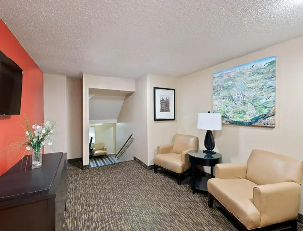 Studio 6 Suites Charlotte, NC - Tyvola Rd/Executive Park hotel detail image 3