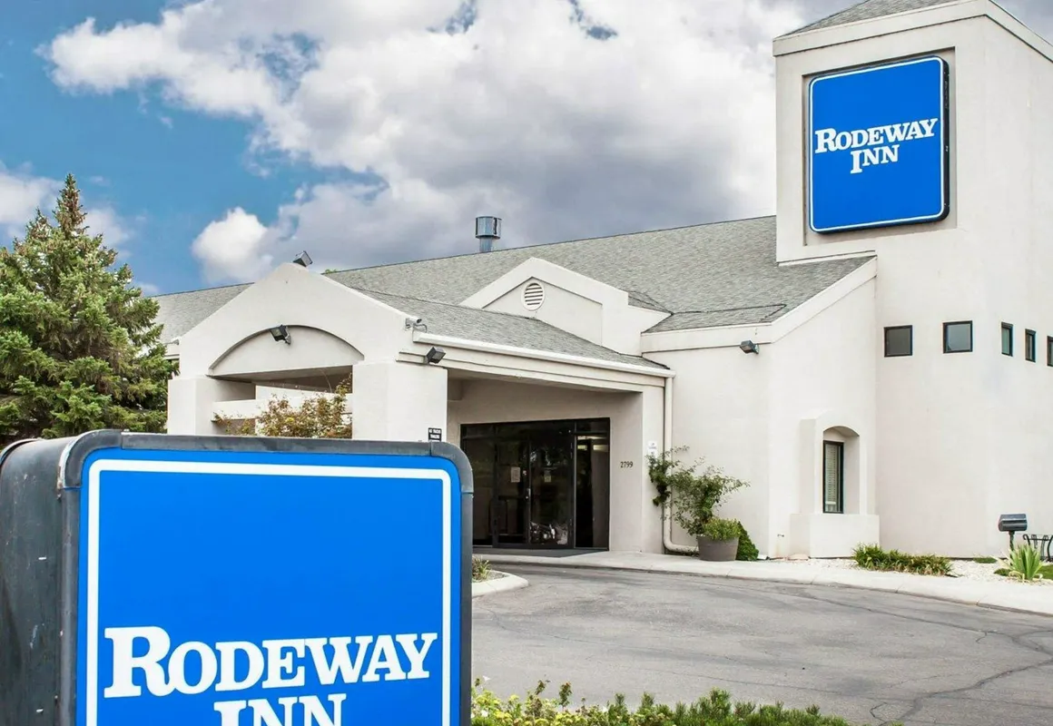 Rodeway Inn Boise Airport hotel hero