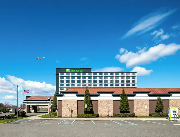 Holiday Inn Newark International Airport by IHG hotel detail image 1