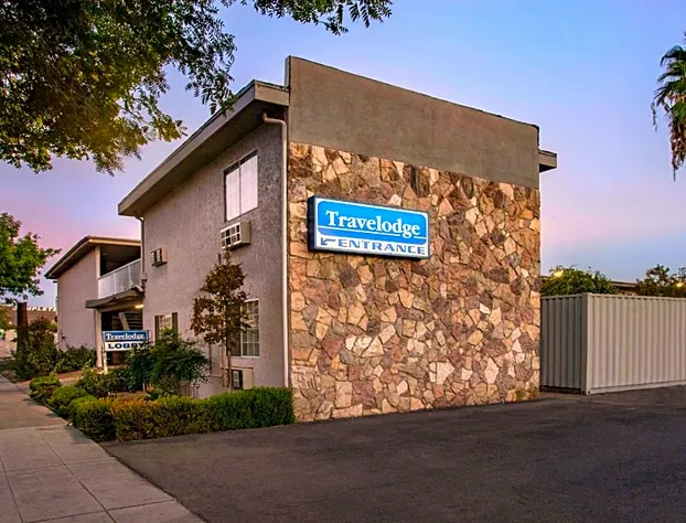 Travelodge by Wyndham Fresno Yosemite Area hotel detail image 2
