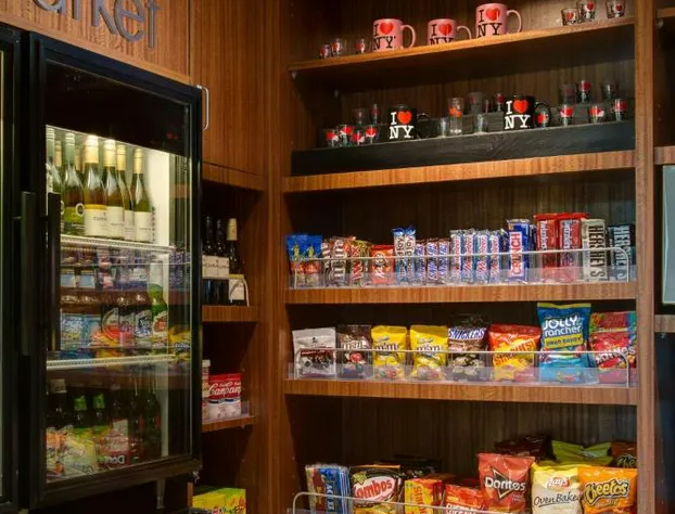 Courtyard by Marriott New York JFK Airport hotel detail image 1