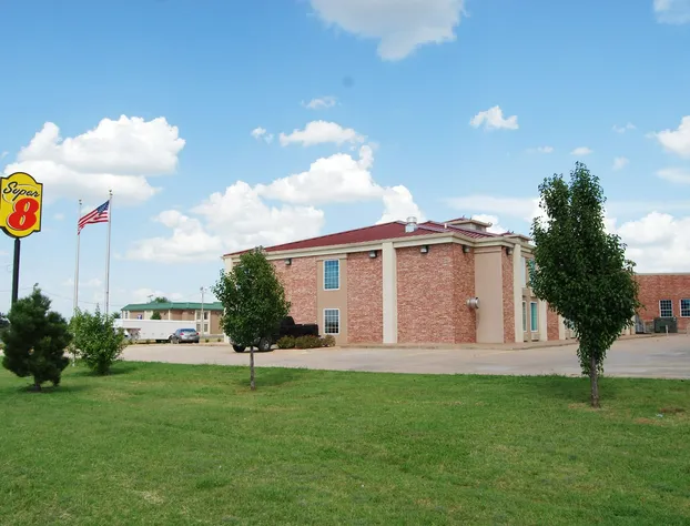 Super 8 by Wyndham Oklahoma City hotel detail image 1