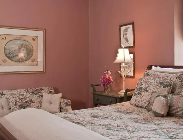 The Wayside Inn Bed & Breakfast hotel detail image 4