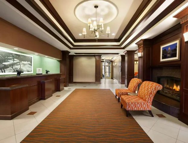 Hampton Inn & Suites Washington-Dulles International Airport hotel detail image 4