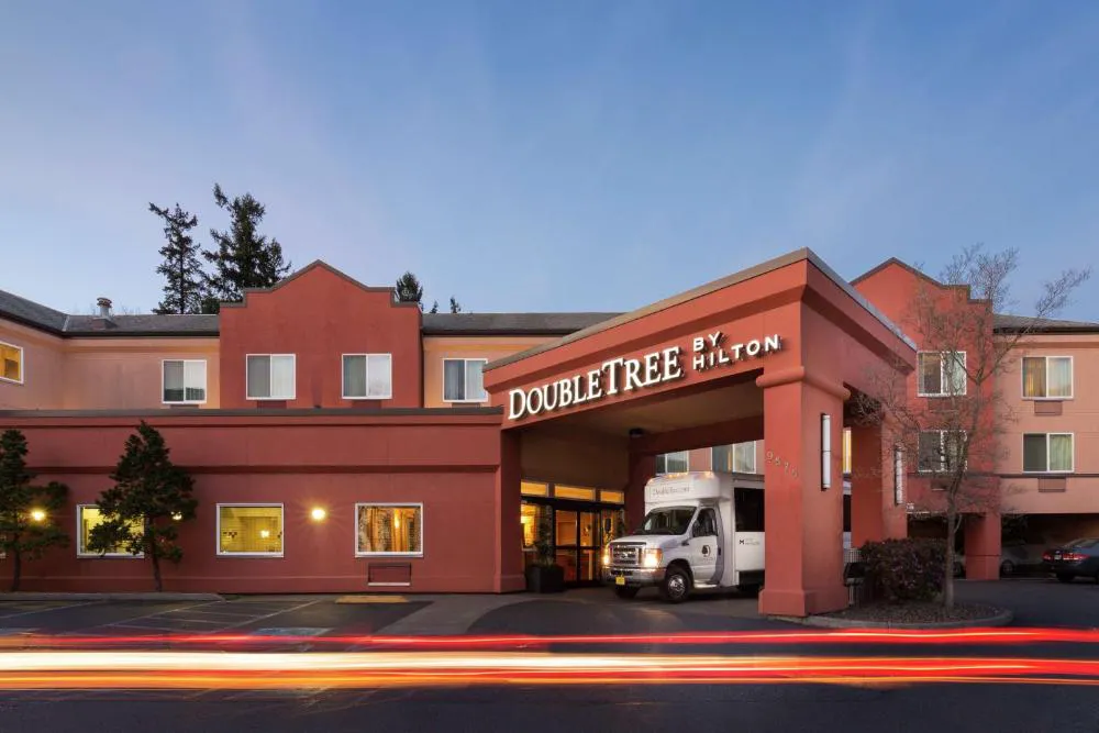 DoubleTree by Hilton Portland - Tigard hotel hero