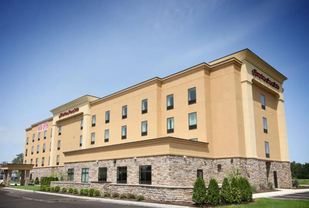Hampton Inn & Suites Sandusky/Milan hotel hero