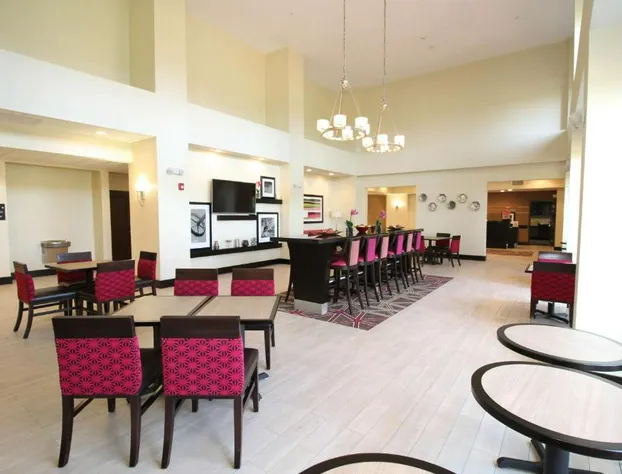 Hampton Inn & Suites Sandusky/Milan hotel detail image 4