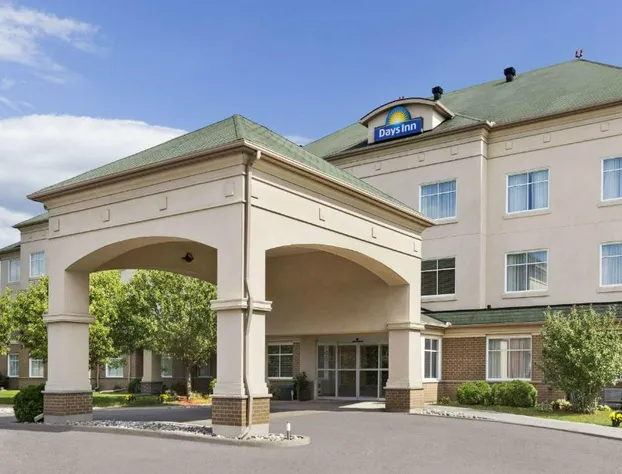 Days Inn by Wyndham Ottawa Airport hotel detail image 3
