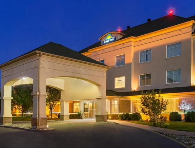 Days Inn by Wyndham Ottawa Airport hotel detail image 2