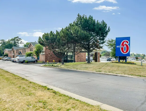 Motel 6 Waukegan, IL hotel detail image 3